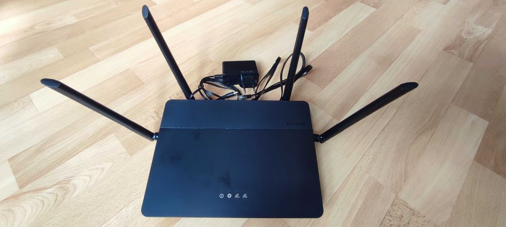 Router d-link DIR878