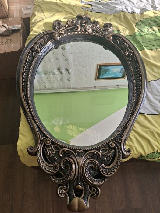 Винтажное зеркало с кронштейном,в стиле ббароко