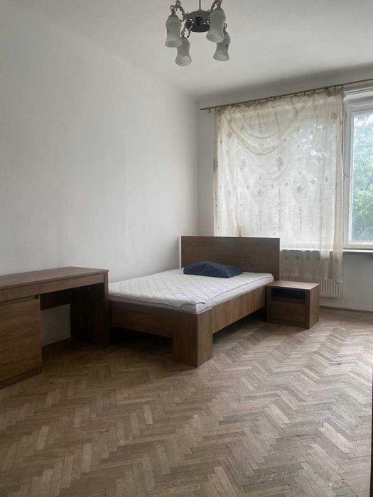 Кімната на підселення. Центр міста кн. Романа