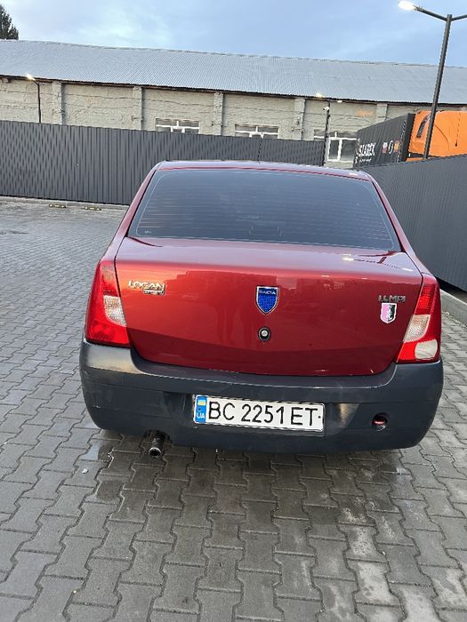 Dacia Logan 2007 року