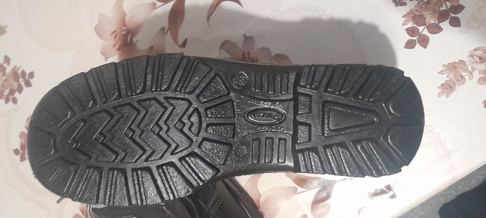 Робочі черевики фірми Talan 40р