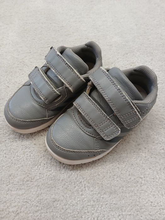 Buty Adidas rozmiar 24 wkładka 14,5cm adidasy buty sportowe