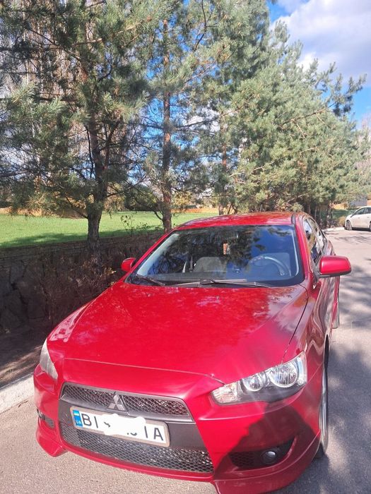 Продам Mitsubisi lanser 10