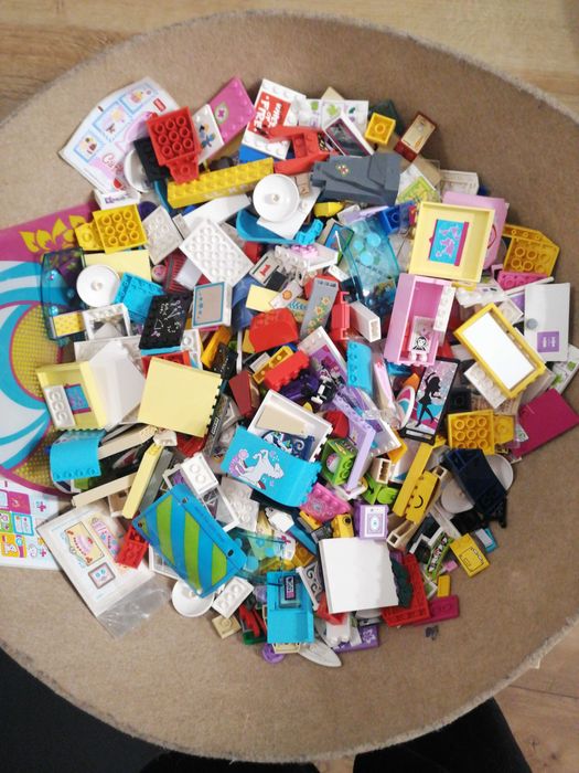 Lego elementy z nadrukami