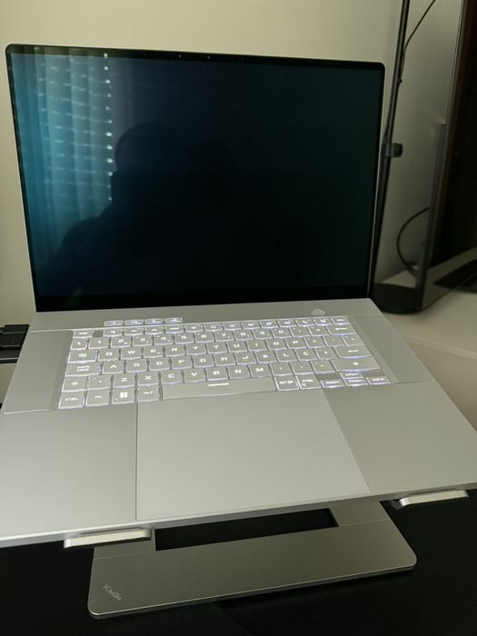 Portátil Asus Zephyrus G16 - Ultra 7/32Gb/RTX 4060/Ssd 512gb