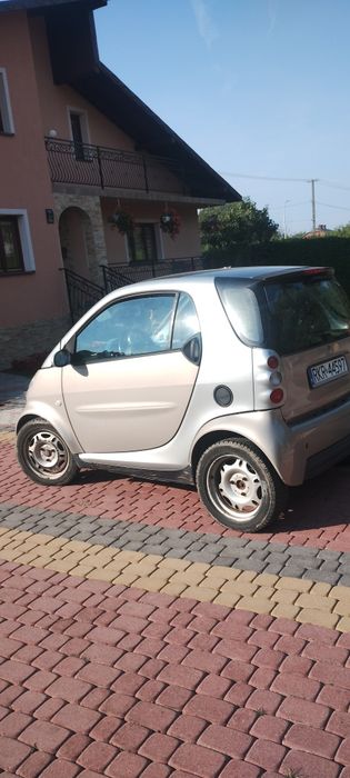 Samochód osób Smart 600