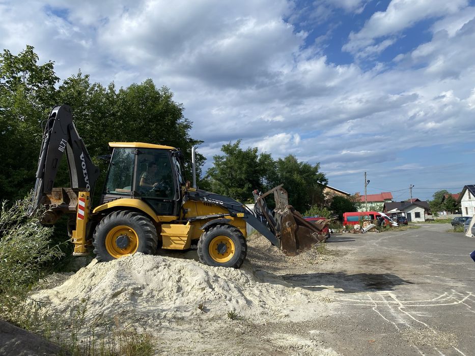 Кращий в Україні Volvo BL71 стан ІДЕАЛ понвий комплект 4 ковші+вила..