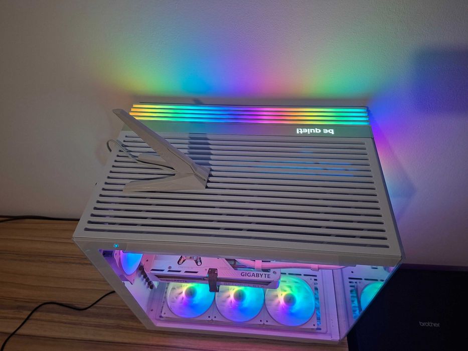 Sprzedam komputer pc gamingowy samsung 990 pro corsair ryzen 7 9700x