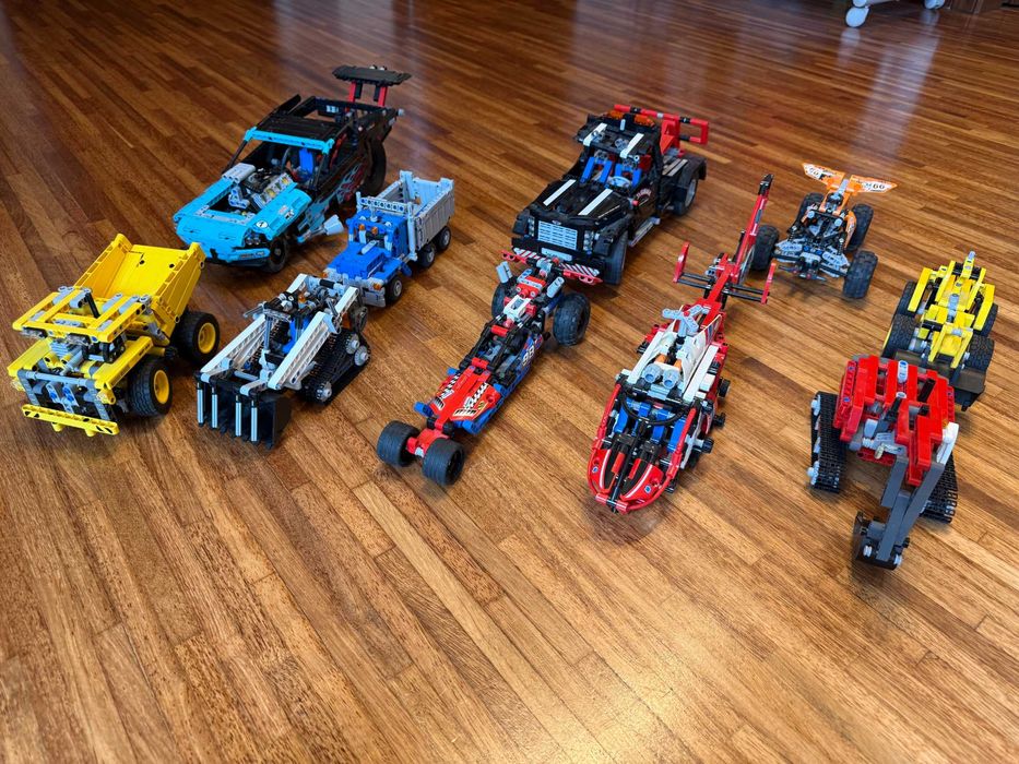 LEGO Technic – zestaw pojazdów (helikopter, auta, budowlane)
