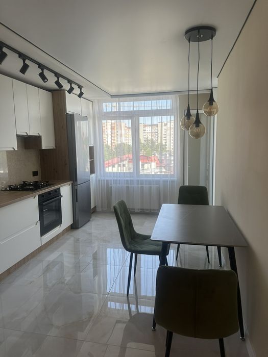 Прибирання квартир,офісів,будинків.