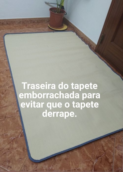 Tapete estradas interativo para criança brincar com carrinhos.