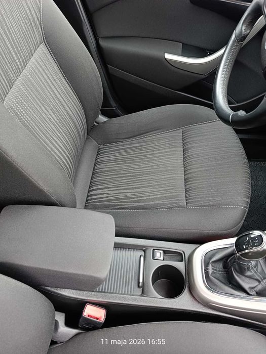 Opel Astra J 1,7 diesel 2010