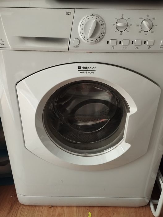 Máquina de lavar roupa ( Não funcional)
