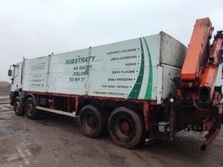 Samochód Ciężarowy Iveco Traker 4 osiowe z HDS