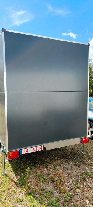 nowa przyczepa handlowa gastronomiczna wyposażona 5m x 2,2m