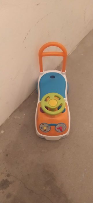 ODDAM ZA DARMO- Jeździk/Pchacz Dziecięcy ABC + Kluczyki do Zabawy