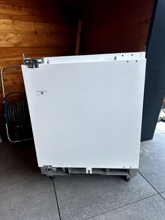 Lodówka Electrolux LFB3AE82R