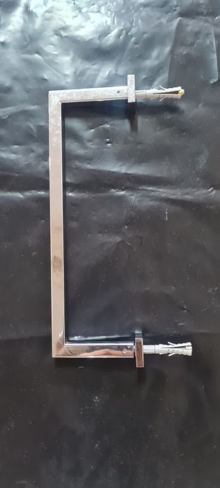 Toalheiro perfil quadrado 30cms cromado