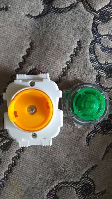 Продам бей блейди.