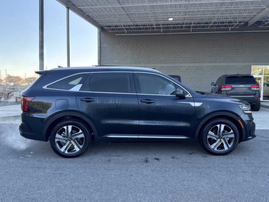 Kia Sorento Plug-In Hybrid SX Prestige      2023