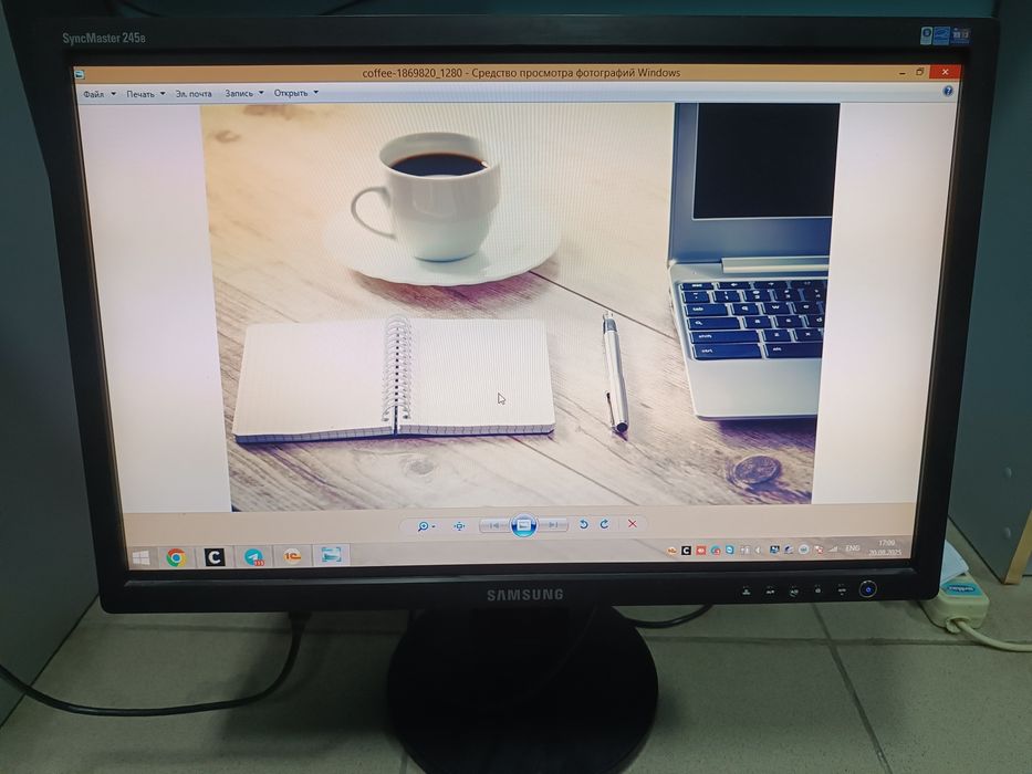 Монітор Samsung 245b