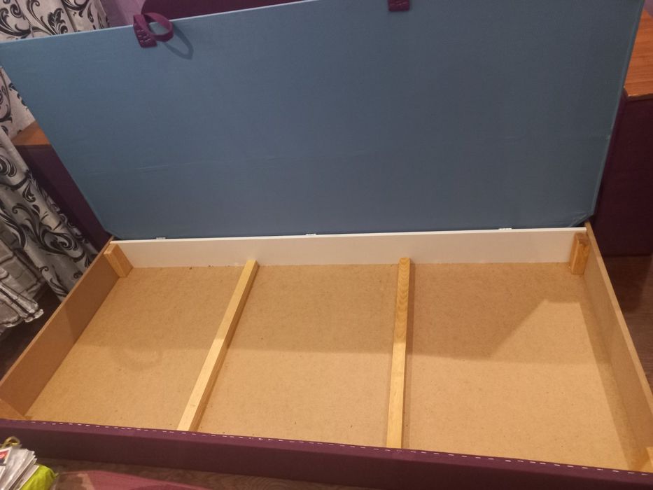 Продам Диван б/у . Самовивіз