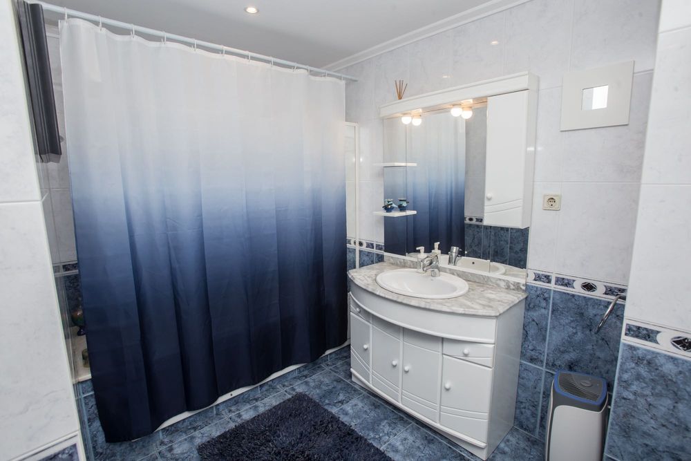 Apartamento T2 junto à praia da Sereia em Canidelo (ao lado do Continente Bom Dia da marginal)