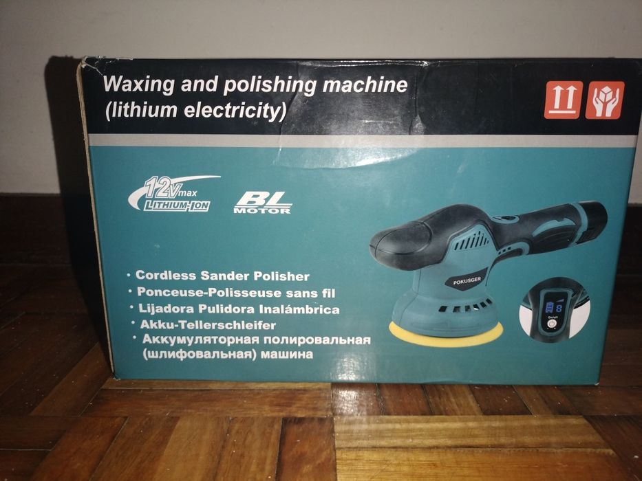 Máquina de encerar e polir