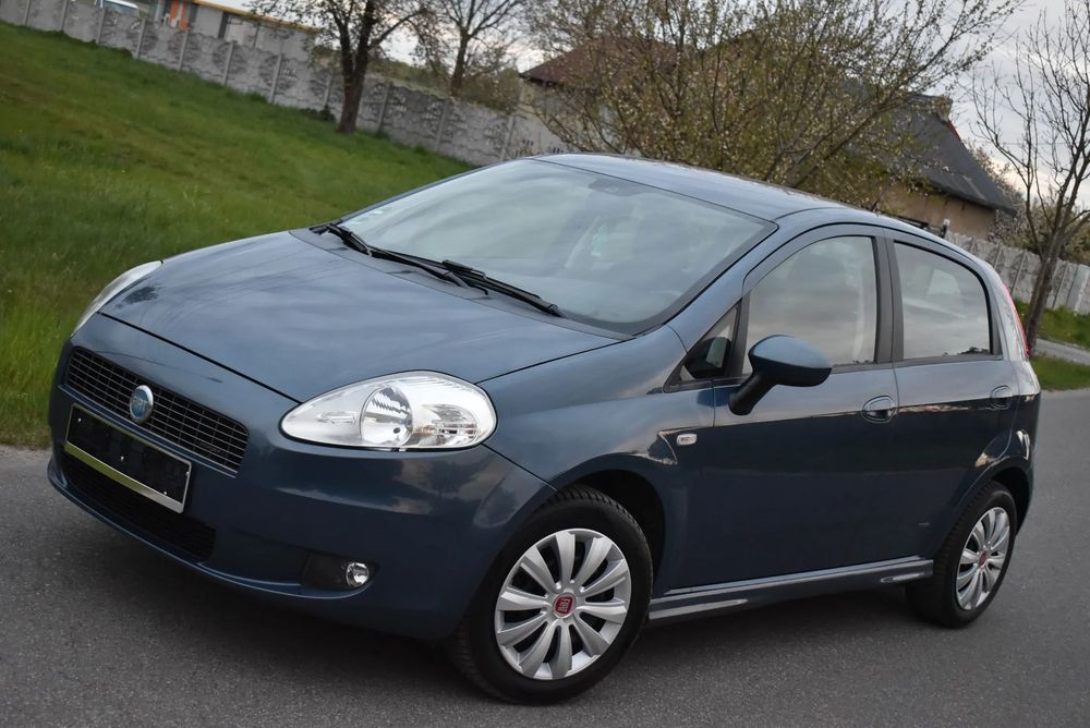 Fiat Grande Punto 1.4 16v^Sport^6Biegów^Navi^Kamera Cofania^Grane Fotele x2^1Ręka