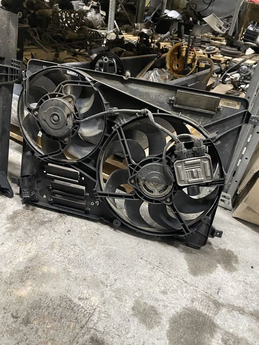 Вентилятор основного радіатора Volvo XC60 XC90