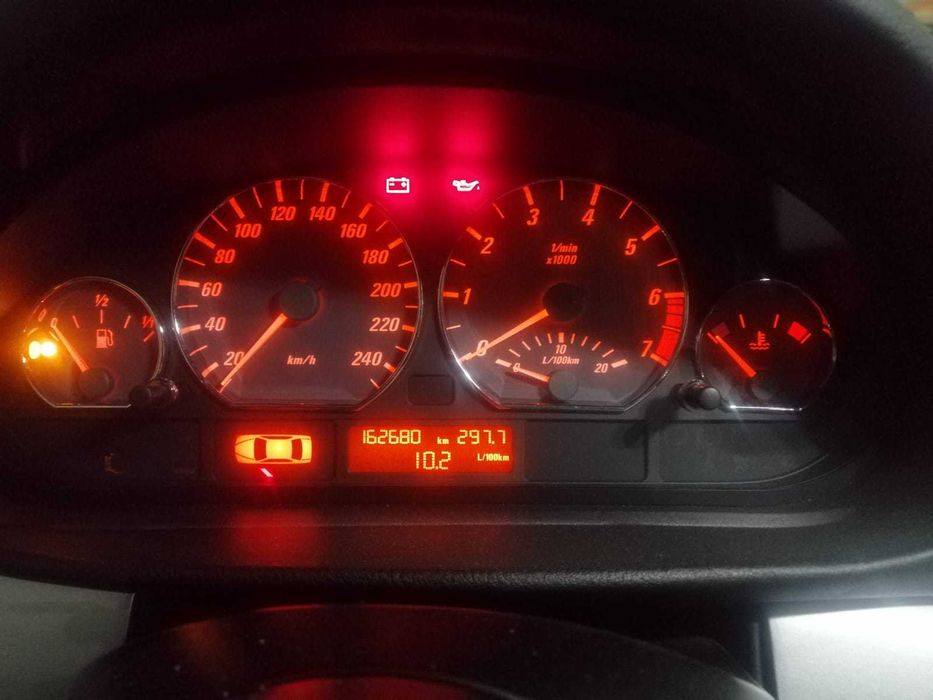 BMW 316 Ci gasolina Ano 2000 162680 km reais impecável