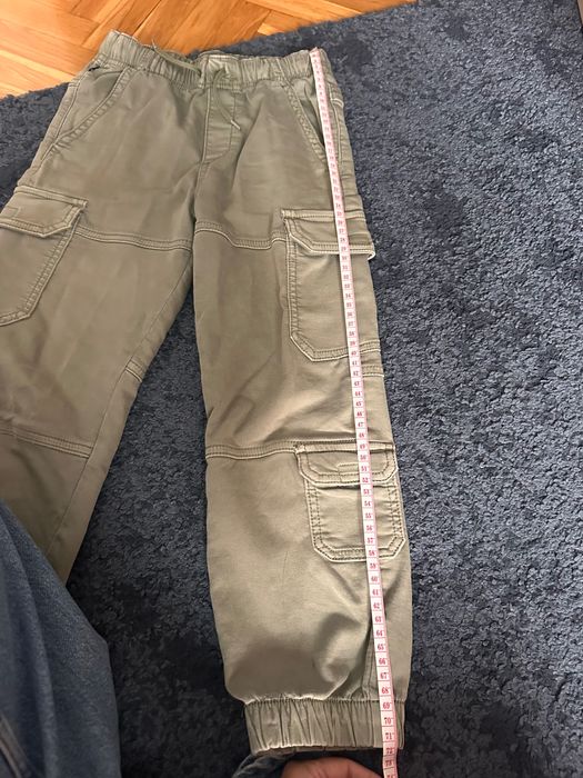 Spodnie bojówki ze zdjęcia