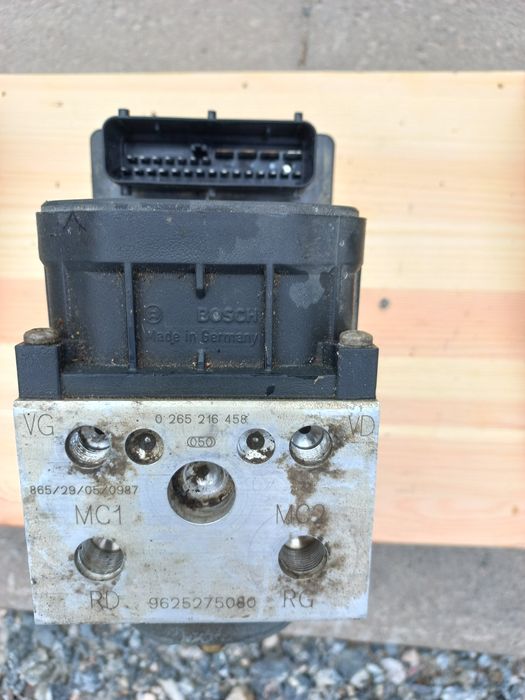 Продам блок ABS.