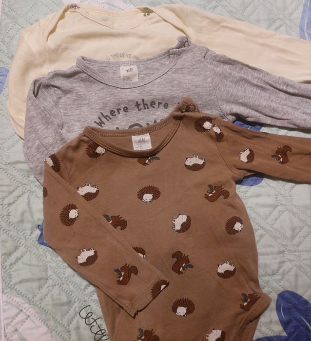 Одяг для немовлят 0-6 місяців пеленки бодіки повзунки  спальні мішки