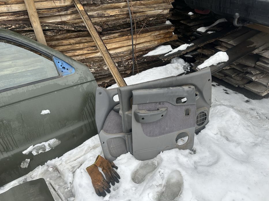 Продам двери, стекла боковые ford ranger, mazda b 2500