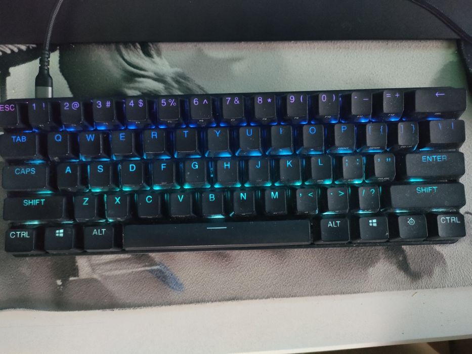 Klawiatura dla graczy steelseries Apex 9 mini