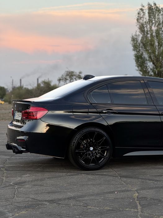 BMW 328i Xdrive 2016