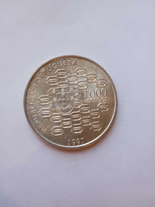 Moedas de escudos