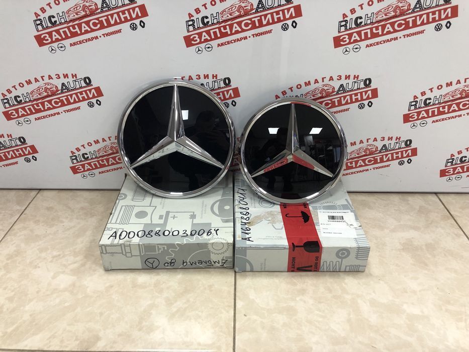 Емблема значок Mercedes Benz