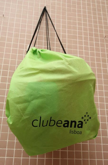 brinquedos praia criança
estão como novos