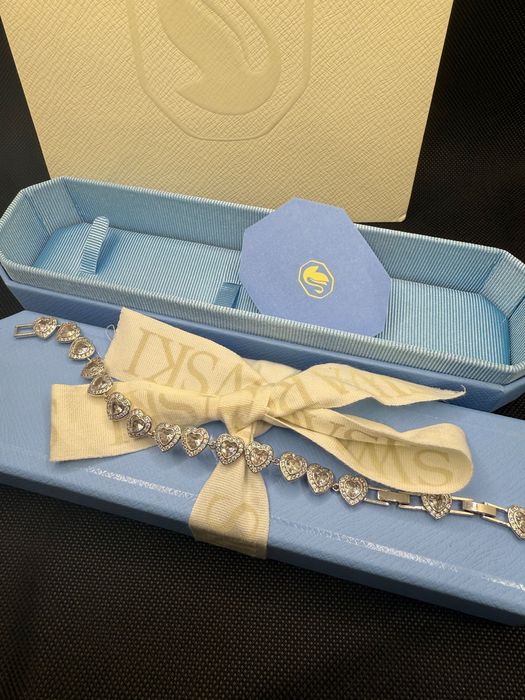 Браслет Swarovski сердечка swarovski ariana grande
