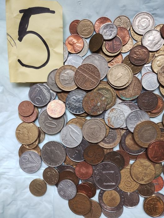 Набір 300 шт  монет без срср, без московії, без укр монет,