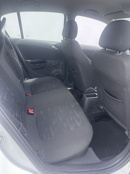 Opel corsa 2013 1.2