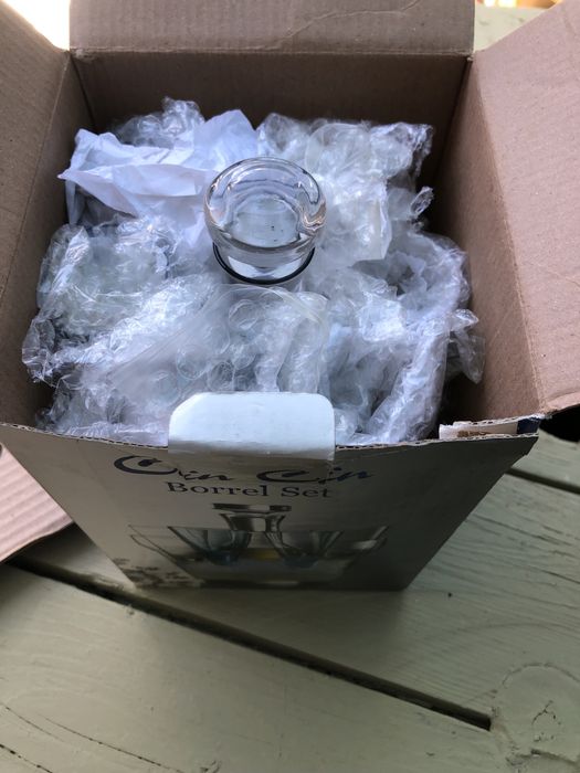 Varios artigos Licoreiro,torradeira, etc