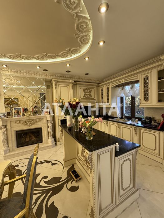 Елітний будинок у Совіньйоні —  життя преміум-класу