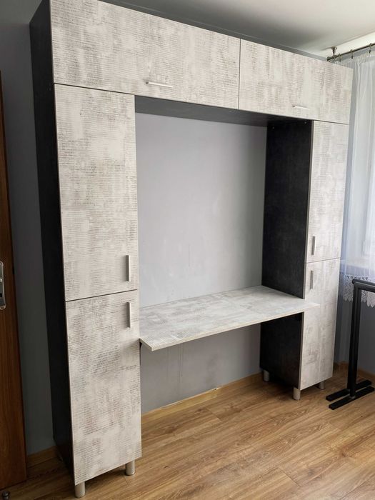 Zestaw mebli młodzieżowych