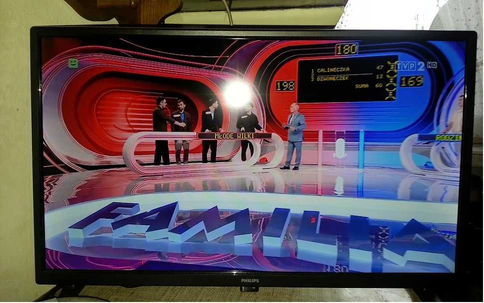 TV Smart 24-cale, obsługa HEVC, Wifi, Netflix, YouTube i inne
