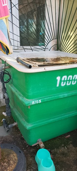 Bomba auto ferrante VITO com presso control e depósito água fibrado 1000 LT