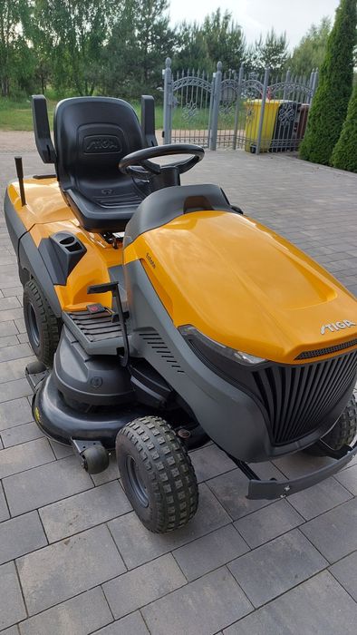 Traktor stiga estate 9122 Honda 35h