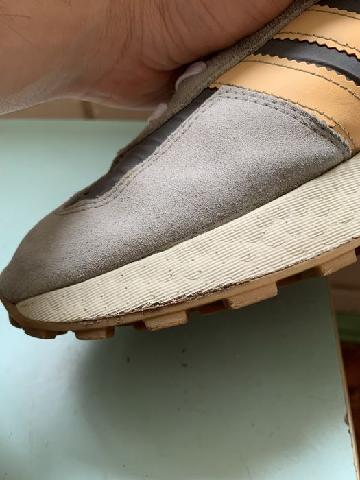 Чоловічі кросівки ADIDAS RETROPY E5 р.44